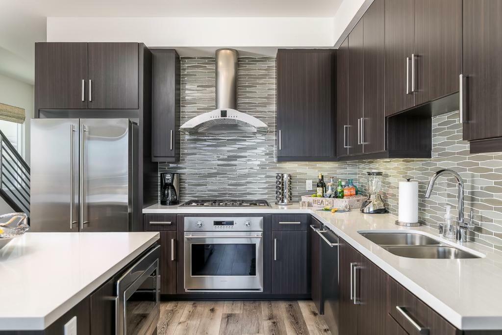 Ocean View 3 Bedrooms Condo, Just Steps From The Park, Pier & Water! Imperial Beach Kültér fotó